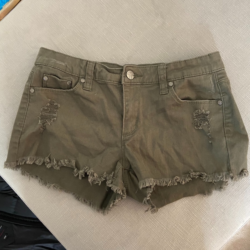 tractrBLU Olive Distressed Jean Shorts